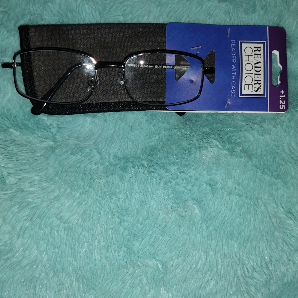 🌻5/$10 Readers choices reader and glasses with case